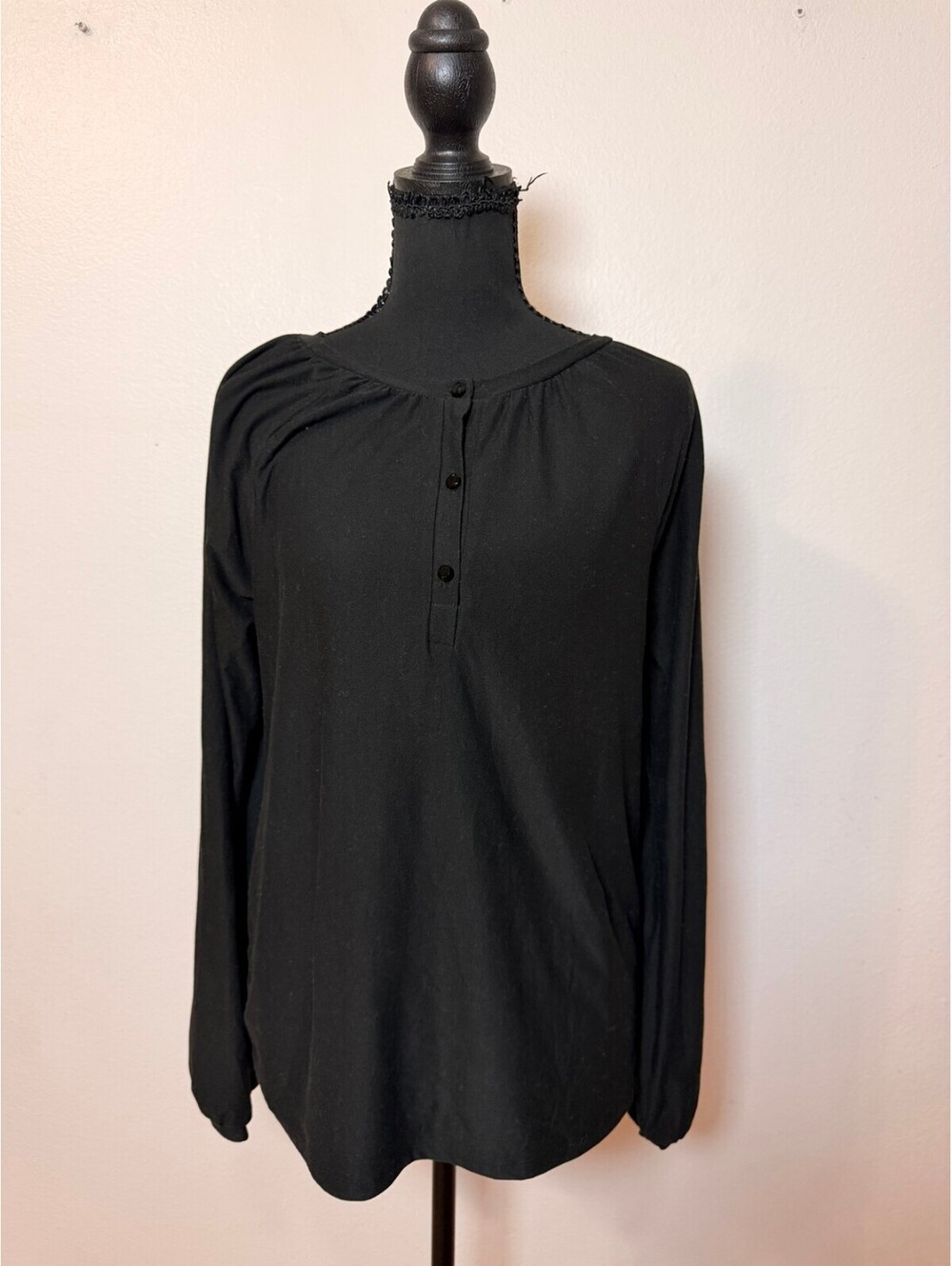 Ella Rafaella Black Henley Top S Fall